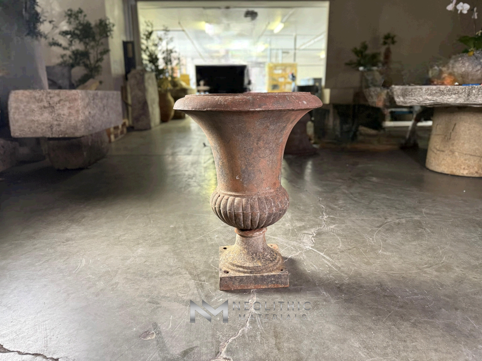 French Antique 19th Century Cast Iron Vase - Image 5